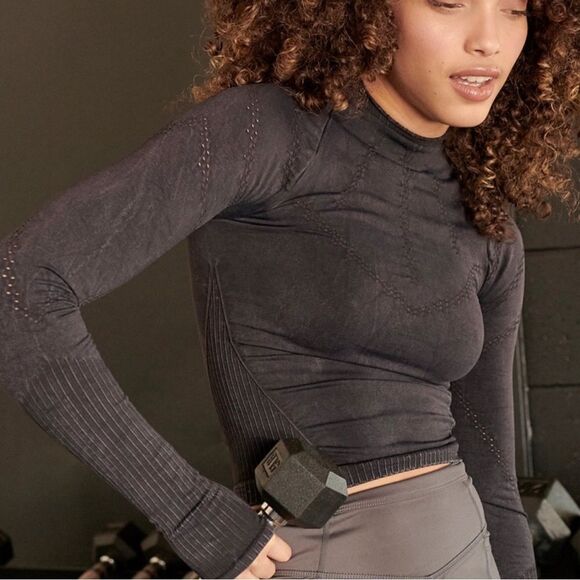 NWOT Free People Good Karma Hi Neck Layer Long Sleeve Top -Black Size Med/Large - Picture 4 of 11